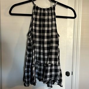 Gingham tank top with key hole in back